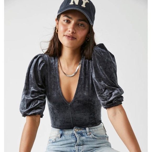 Free People Dont You Wish Velvet Bodysuit - Size Large - Picture 1 of 11